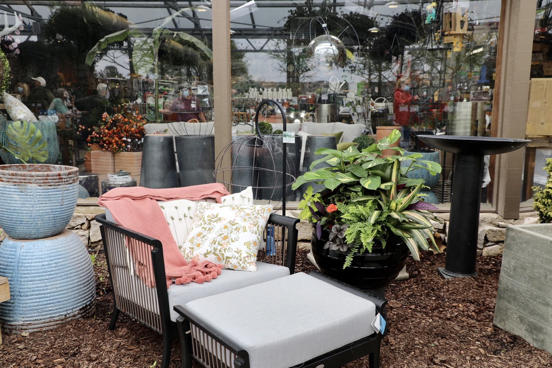 Creating an Oasis: Tips for an Inviting Outdoor Space